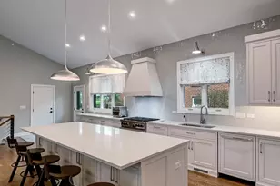 942 Acorn Ave, Glen Ellyn, IL 60137 - Photo 19
