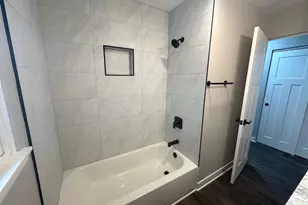 1823 Alma Dr, Crest Hill, IL 60403 - Photo 11