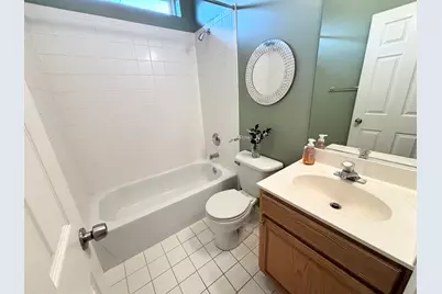 251 Pleasant Drive, Bartlett, IL 60103 - Photo 13