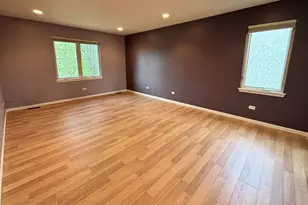 251 Pleasant Dr, Bartlett, IL 60103 - Photo 11