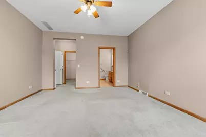 102 Hitching Post Lane, Grayslake, IL 60030 - Photo 11