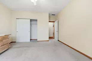 102 Hitching Post Ln, Grayslake, IL 60030 - Photo 17