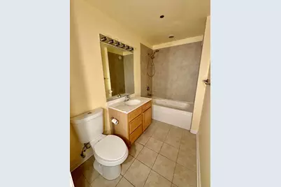 1122 W Catalpa Avenue #1005, Chicago, IL 60640 - Photo 11