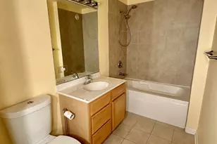 1122 W Catalpa Ave, Chicago, IL 60640 - Photo 11