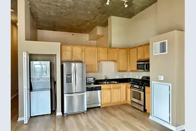 1122 W Catalpa Avenue #1005, Chicago, IL 60640 - Photo 7