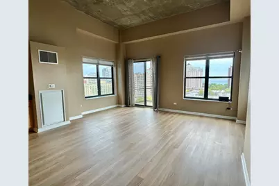 1122 W Catalpa Avenue #1005, Chicago, IL 60640 - Photo 3