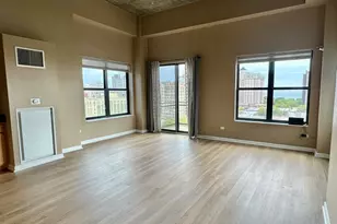 1122 W Catalpa Ave, Chicago, IL 60640 - Photo 3