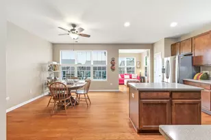 845 Butterfly Field Dr, Elgin, IL 60124 - Photo 9