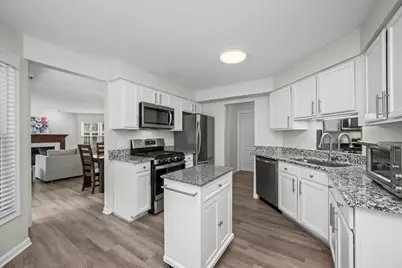 324 Satinwood Court N, Buffalo Grove, IL 60089 - Photo 7