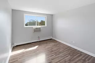 9445 Kenton Ave, Skokie, IL 60076 - Photo 11