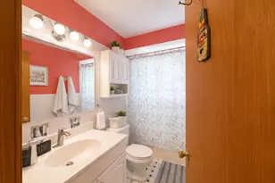 7347 W Diversey Ave W, Elmwood Park, IL 60707 - Photo 15