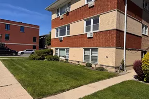 7347 W Diversey Ave W, Elmwood Park, IL 60707 - Photo 1