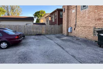 7347 W Diversey Avenue W #8, Elmwood Park, IL 60707 - Photo 17