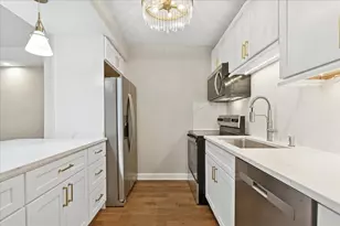535 N Michigan Ave, Chicago, IL 60611 - Photo 9