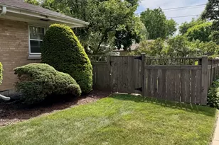 320 N Main St, Mount Prospect, IL 60056 - Photo 25