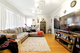 2936 N Kenneth Ave, Chicago, IL 60641 - Photo 3