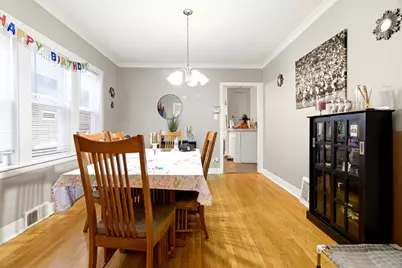 2936 N Kenneth Avenue, Chicago, IL 60641 - Photo 5