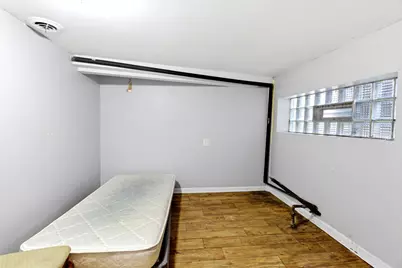 2936 N Kenneth Avenue, Chicago, IL 60641 - Photo 29