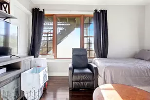 2936 N Kenneth Ave, Chicago, IL 60641 - Photo 15