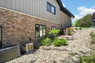 5017 Brookview Rd, Rockford, IL 61107 - Photo 39