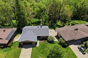 5017 Brookview Rd, Rockford, IL 61107 - Photo 33