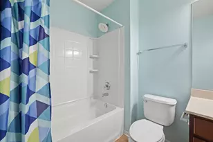 704 Amherst Dr, Sycamore, IL 60178 - Photo 25