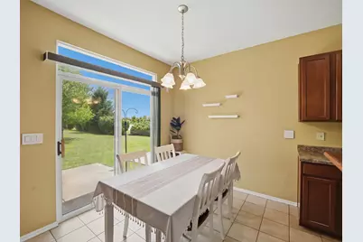 704 Amherst Drive, Sycamore, IL 60178 - Photo 13