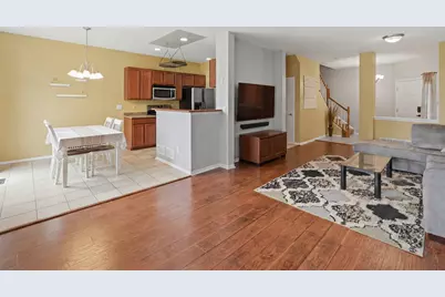 704 Amherst Drive, Sycamore, IL 60178 - Photo 9