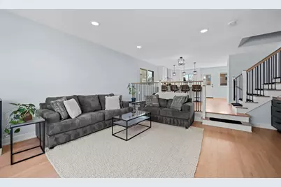 8709 W Madison Drive, Niles, IL 60714 - Photo 7