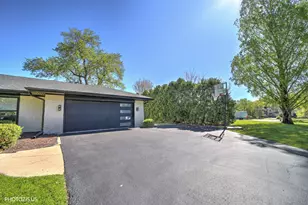 302 Goodridge Terrace, Roselle, IL 60172 - Photo 51