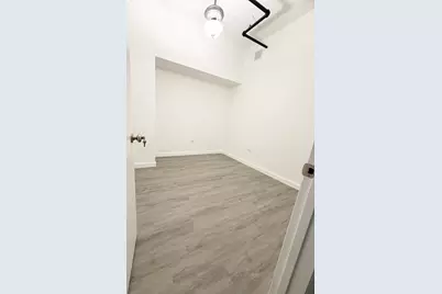 1550 S Blue Island Avenue #1107, Chicago, IL 60608 - Photo 9