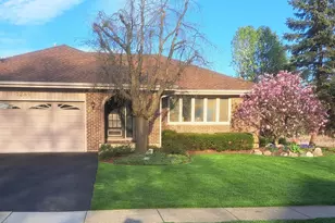 1281 Tracie Dr, Lake Zurich, IL 60047 - Photo 3