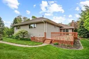 1281 Tracie Dr, Lake Zurich, IL 60047 - Photo 33