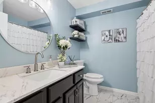 1370 Rock Run Dr, Crest Hill, IL 60403 - Photo 17