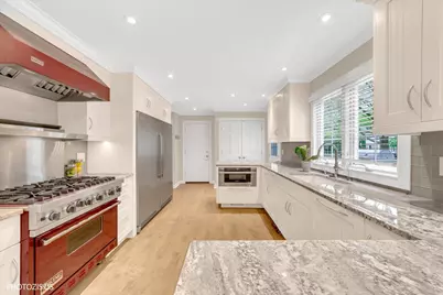 2440 The Strand, Northbrook, IL 60062 - Photo 19