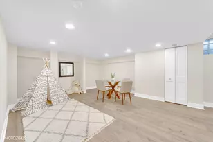 2440 The Strand, Northbrook, IL 60062 - Photo 75