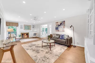 2440 The Strand, Northbrook, IL 60062 - Photo 9