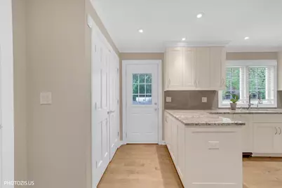 2440 The Strand, Northbrook, IL 60062 - Photo 65