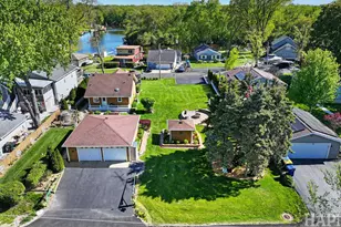 25050 W Forest Dr, Lake Villa, IL 60046 - Photo 1