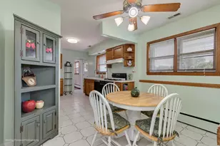 125 N Oak Leaf Dr, Addison, IL 60101 - Photo 7