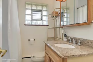 125 N Oak Leaf Dr, Addison, IL 60101 - Photo 19