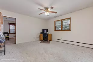 125 N Oak Leaf Dr, Addison, IL 60101 - Photo 15