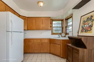 125 N Oak Leaf Dr, Addison, IL 60101 - Photo 11