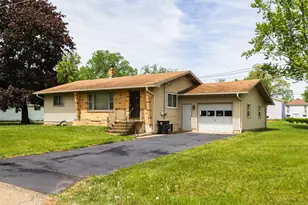 1244 Park Ave, Winthrop Harbor, IL 60096 - Photo 1