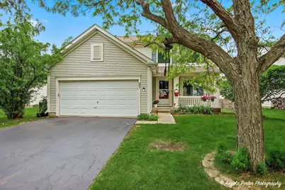 97 Bay View Lane, Grayslake, IL 60030 - Photo 1
