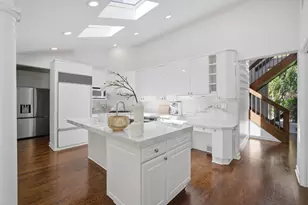 124 Ravinoaks Ln, Highland Park, IL 60035 - Photo 3