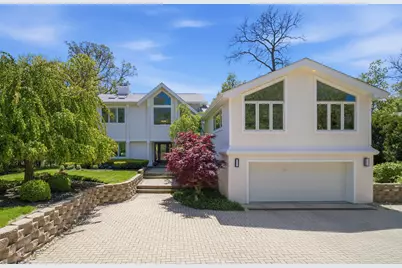 124 Ravinoaks Lane, Highland Park, IL 60035 - Photo 1