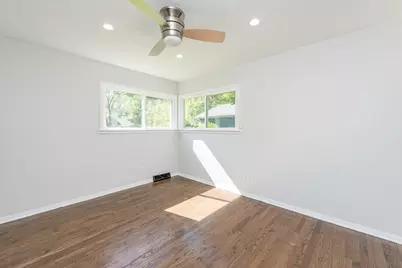 37155 N Shirley Drive, Gurnee, IL 60031 - Photo 17
