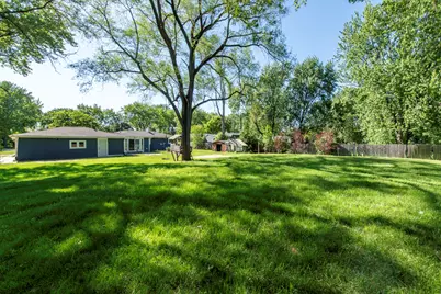 37155 N Shirley Drive, Gurnee, IL 60031 - Photo 31