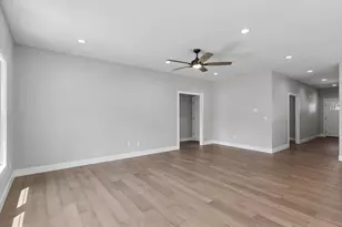 503 S 5th St, Fairbury, IL 61739 - Photo 15